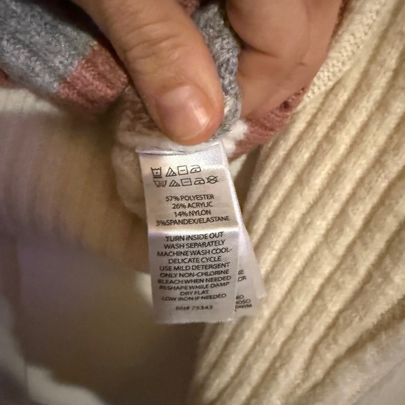 Women's Rachel Zoe Argyle Cardigan Sweater - Picture 6 of 6